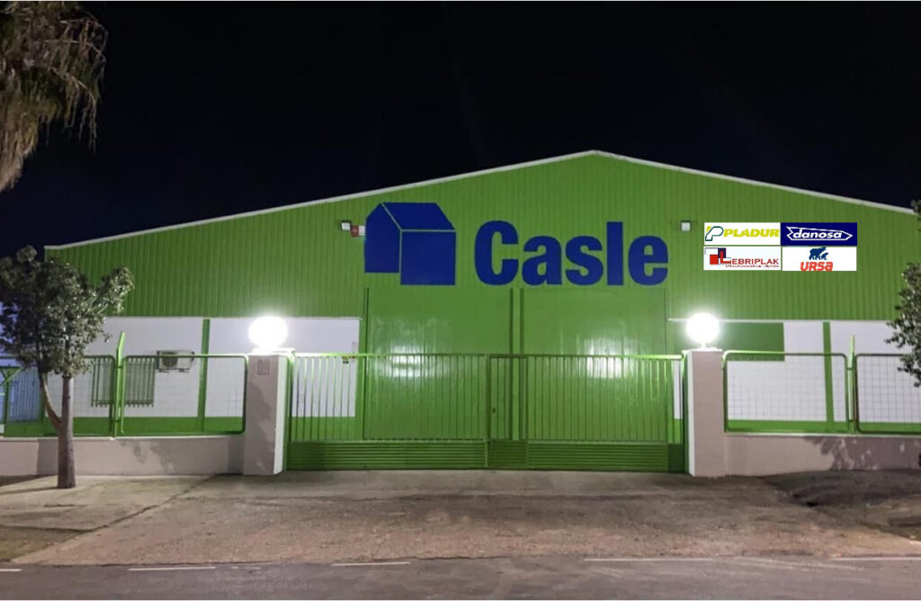 Fachada de la nave de Casle